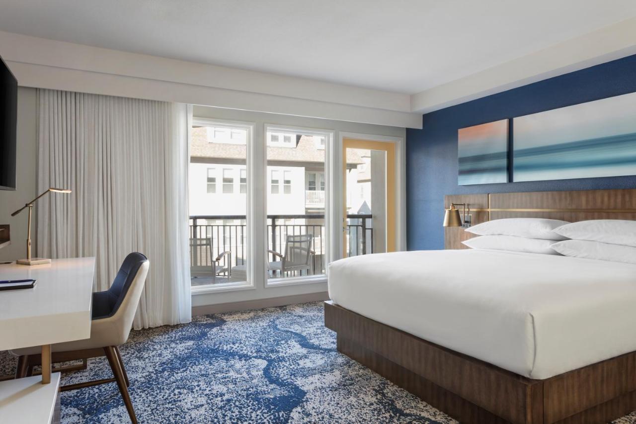 Delta Hotels By Marriott Virginia Beach Waterfront Экстерьер фото