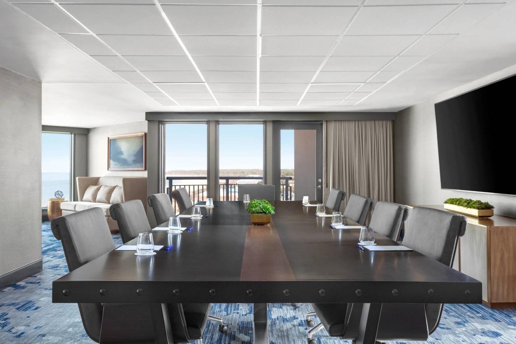 Delta Hotels By Marriott Virginia Beach Waterfront Экстерьер фото